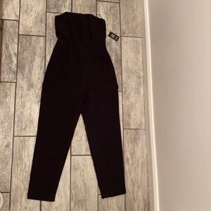 NWT Express crop jumpsuit 0 black